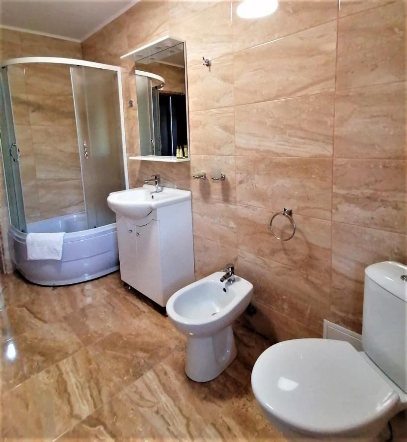 Casa Carp Calarasi Ξενοδοχείο Εξωτερικό φωτογραφία